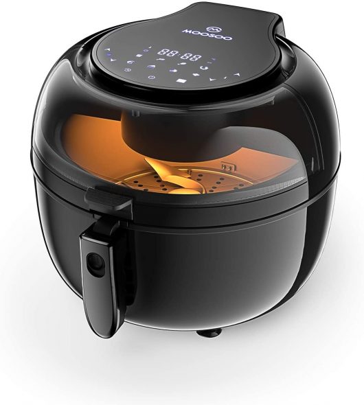 MOOSOO Air Fryer 8-in-1, 7QT Large Electric Air Fryer